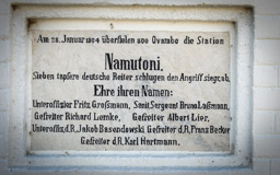 Fort  Namutoni -  eine ehemalige Polizei- und Militärstation,  1897  von der damaligen deutschen Kolonialverwaltung errichtet