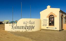 Kolmanskop - ca. 10 km östlich der Hafenstadt  Lüderitz gelegen
