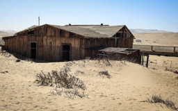 1930 wurde der Diamantenabbau bei Kolmanskuppe ganz eingestellt